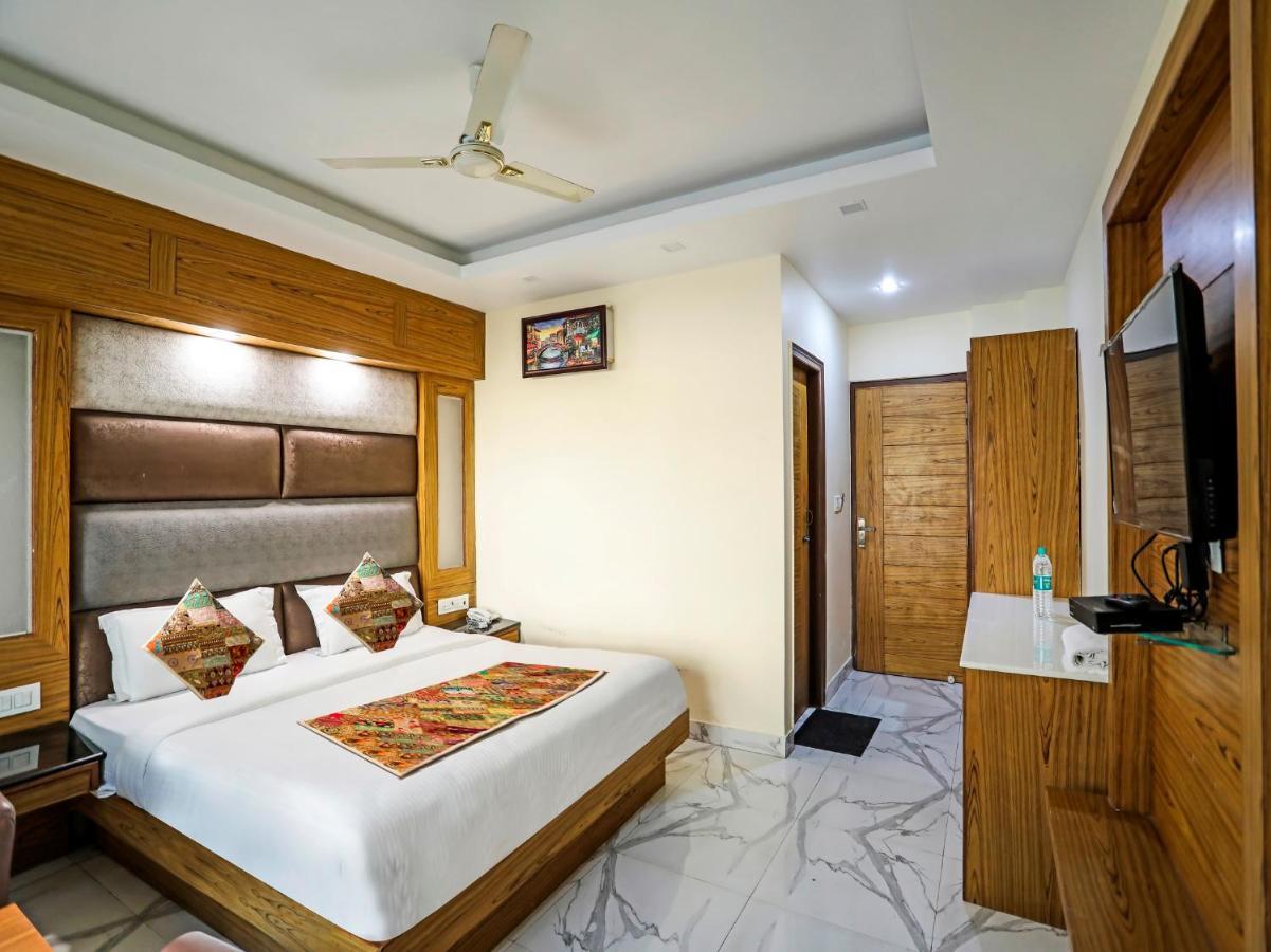 موسوري Hotel Woods View المظهر الخارجي الصورة
